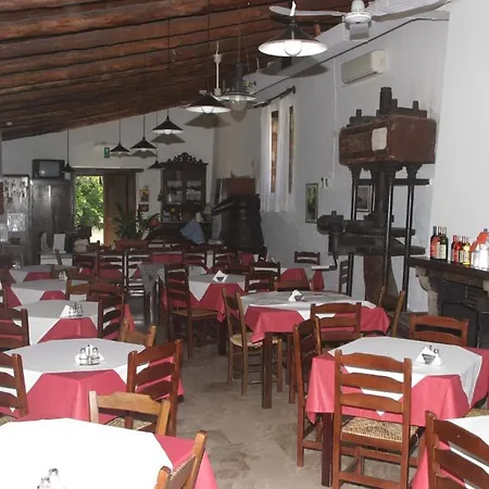 Oasis Hotel Chania (Crete)