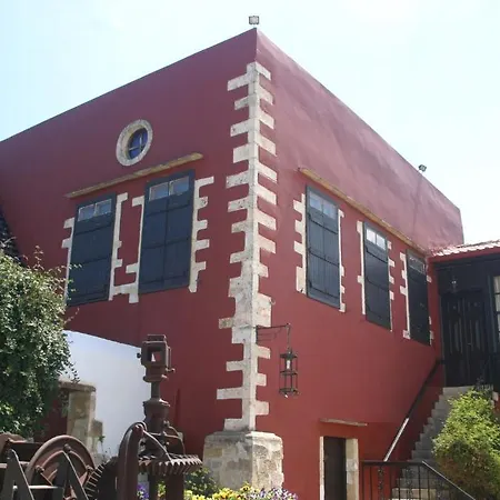 Oasis Hotel 2*